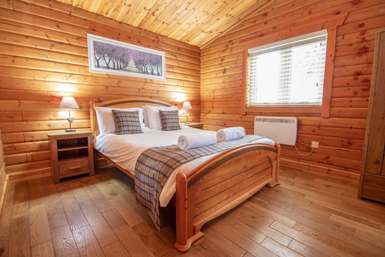 Aviemore Lodges Exterior photo