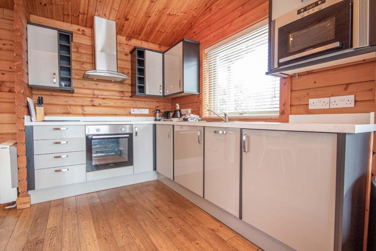 Aviemore Lodges Exterior photo